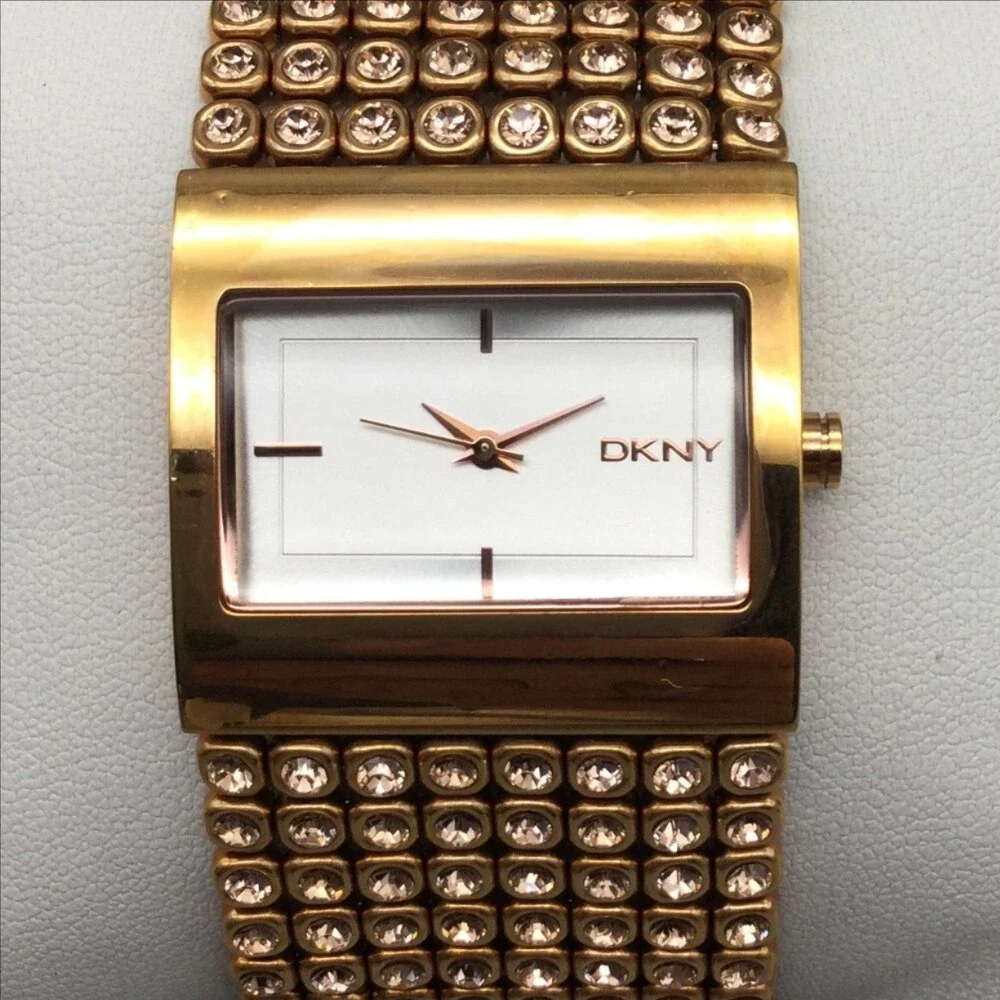 DKNY NY4905 Womens Dress Watch 32mm White Dial Gold Tone Crystals New Battery 7